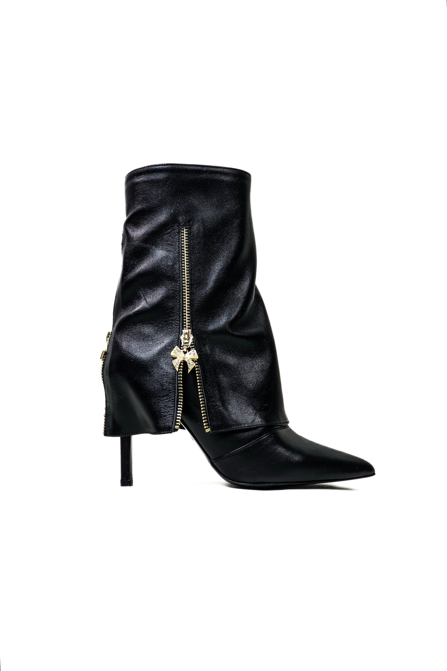 QAFARRIN NÉLIA – Black Hakiki Dana Deri Kristal Fiyonk Detaylı Stiletto Bot