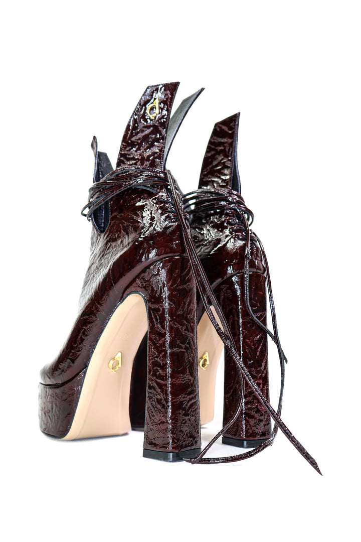 Qafarrin VANGORIA – Atelier-Crafted Dramatic Couture Hakiki Dana Deri Çizme
