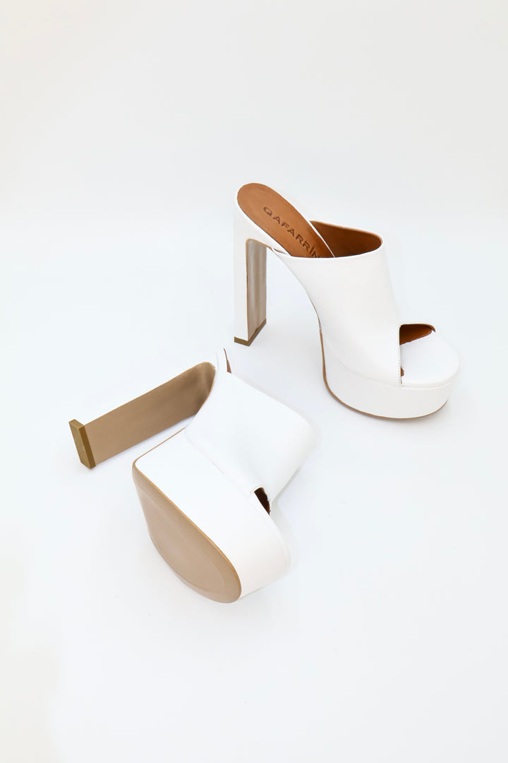 Qafarrin BELLVANA – Beyaz Hakiki Dana Deri Platform Mule