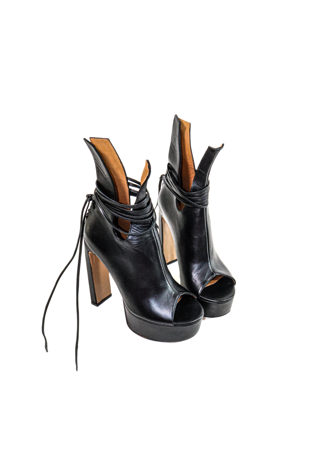 QAFARRIN OBSCURA – Noir Black Hakiki Deri Bağcıklı Platform Peep Toe Bootie