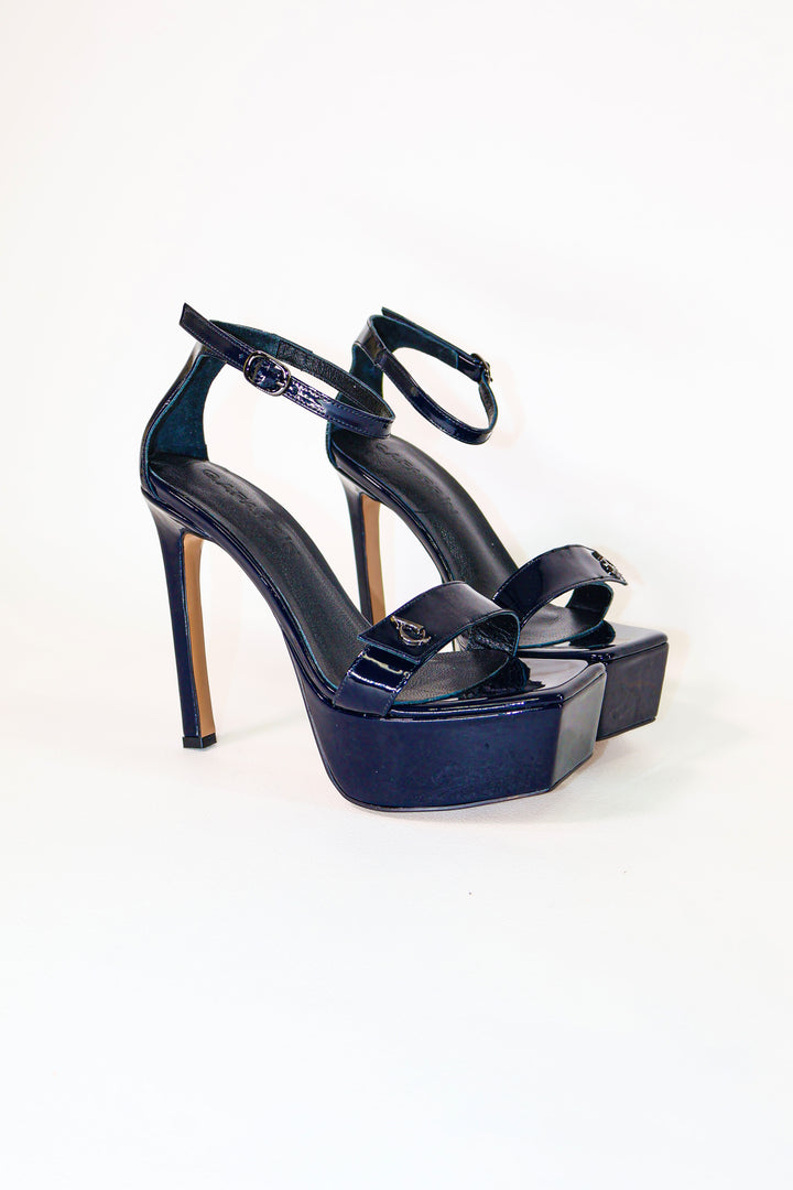 QAFARRİN NÉVYRA – Blue Nuit Rugan Prime Cut Hakiki Dana Derisi Platform Ankle Strap
