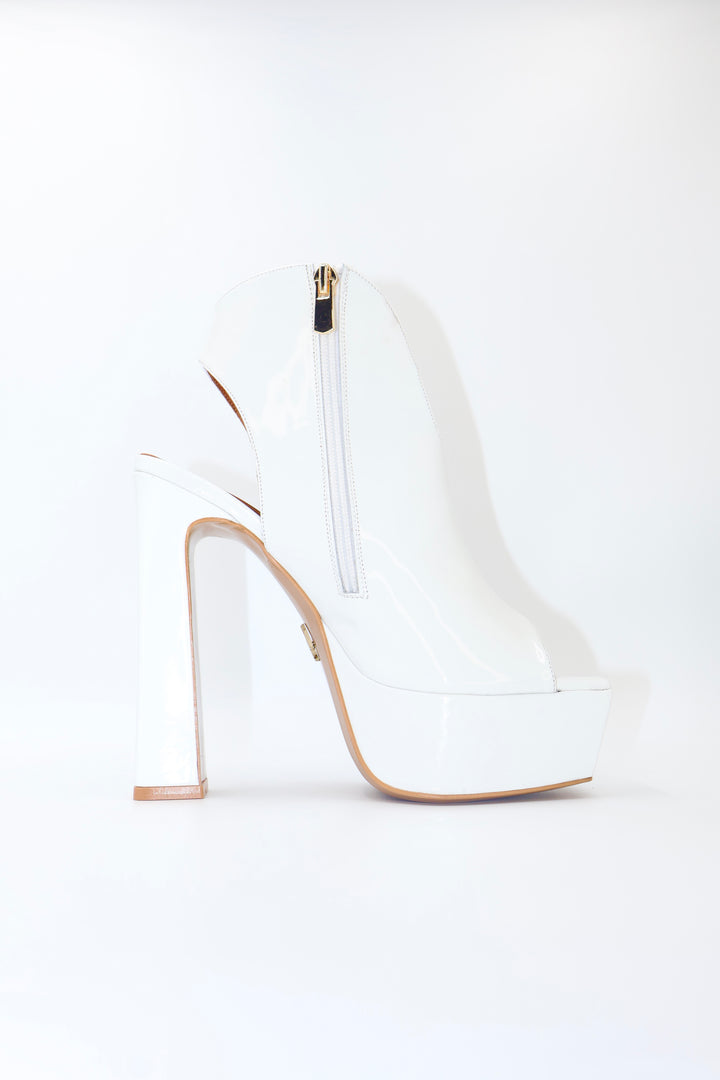 Qafarrin FLAMMÉA WHITE – White Patent Leather Genuine Calfskin Platform Peep Toe Bootie