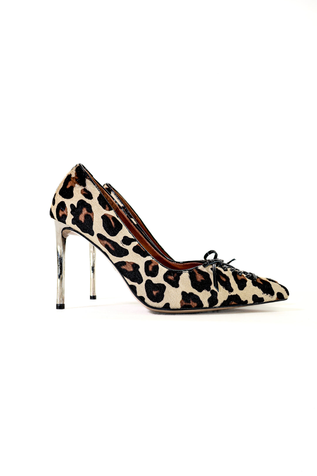 Qafarrin ÉCHELON LEOPARD – Hakiki Tay Deri & Siyah Rugan Detaylı Stiletto