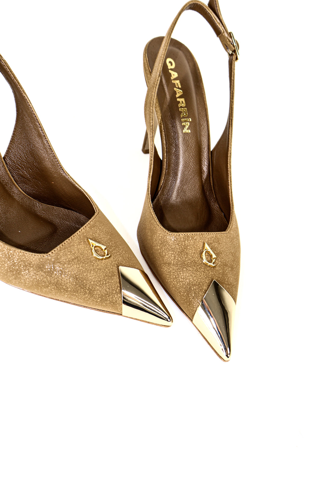 QAFARRIN CROWN SABLE DORÉ – Hakiki Dana Deri Altın Burun Detaylı Slingback Stiletto