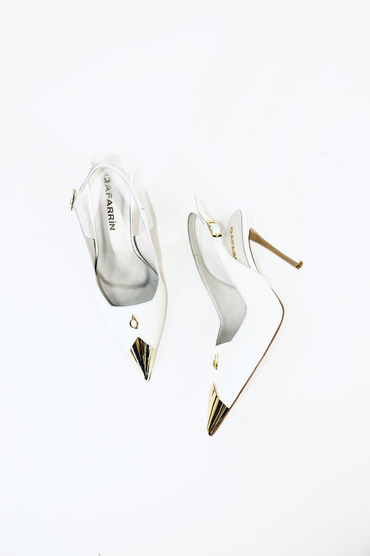 QAFARRIN CROWN BLANC IMPÉRIAL – Hakiki Dana Rugan Deri Altın Burun Detaylı Stiletto Slingback