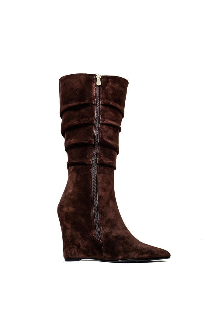 QAFARRIN VYREN – Deep Espresso Brown Hakiki Dana Süet Deri Sculptural Wedge Çizme