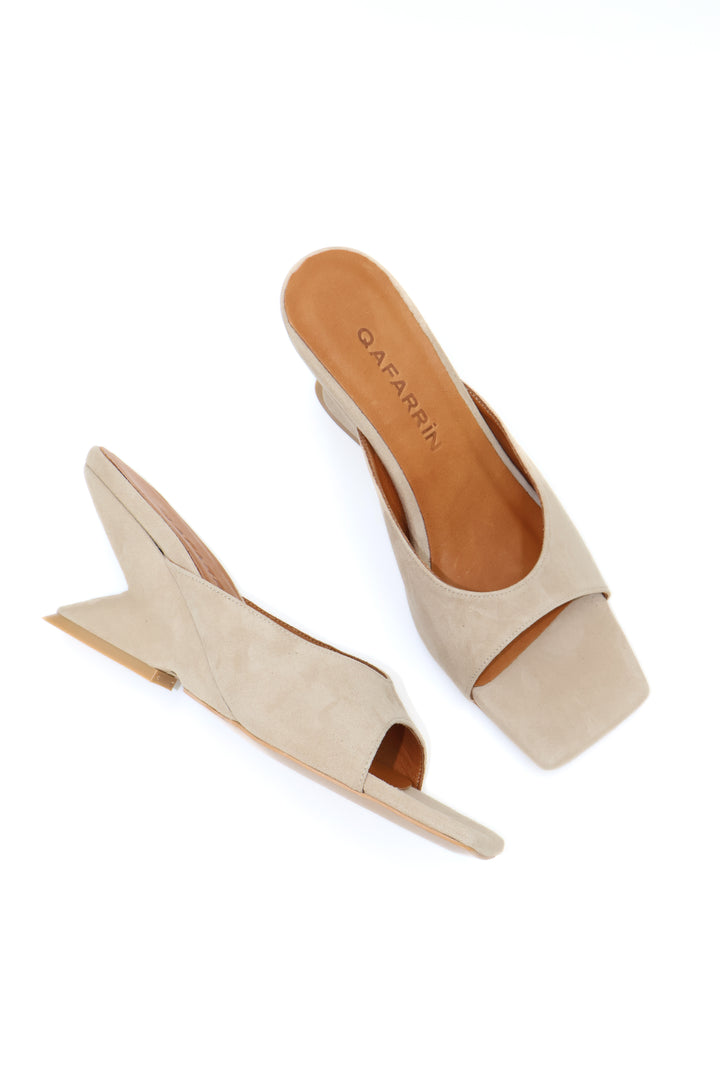 Qafarrin SYRAH – Beige Suede Genuine Calfskin Leather 6 cm Heel Mule Slippers