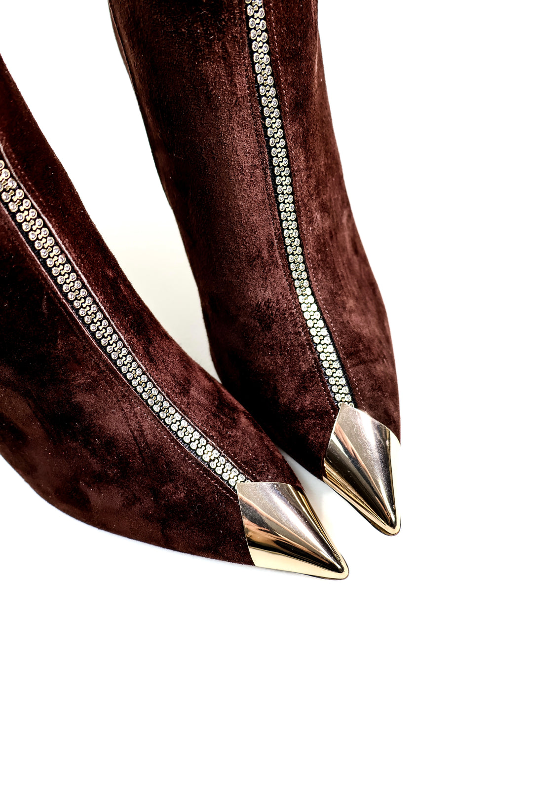 QAFARRIN MARGOT – Deep Chocolate Brown Hakiki Dana Süet Deri Gold Metal Stiletto Bot