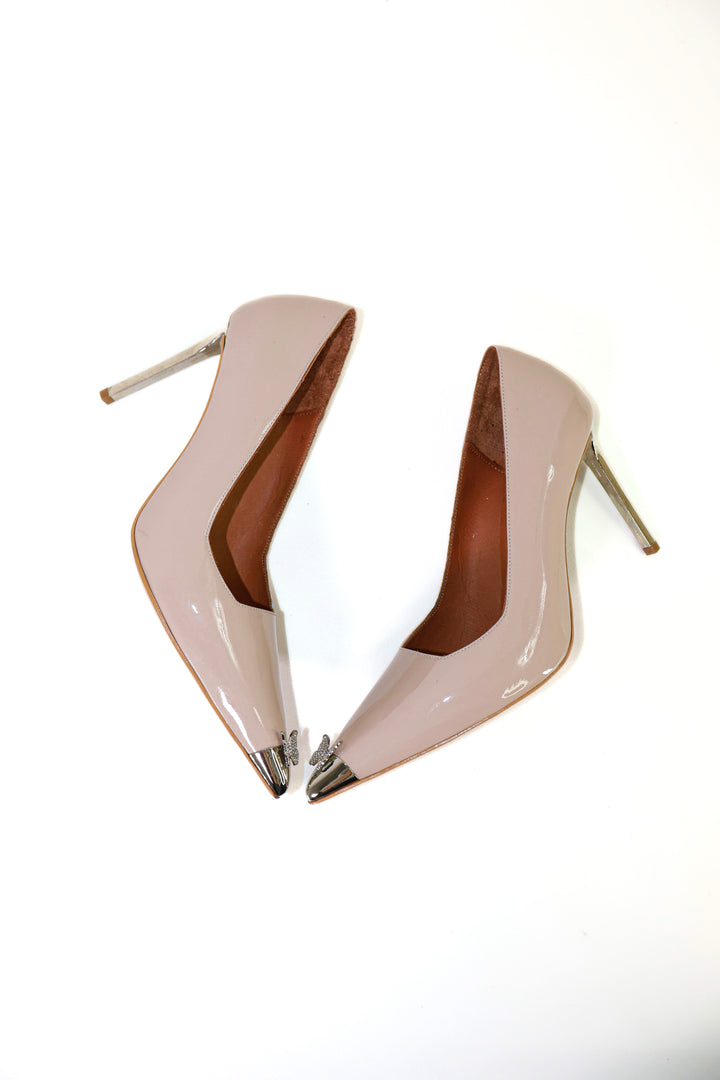 Qafarrin GLAMORA LUMIÈRE – Nude Rugan ve Metal Uç Detaylı Hakiki Dana Deri İnce Topuklu Stiletto