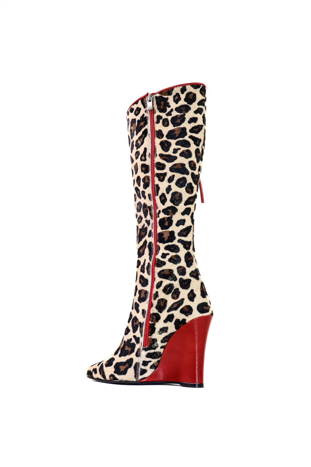 QAFARRIN LILLET – Leopard Print Hakiki Tay Tüyü Cherry Red Deri Detaylı Geometrik Dolgu Topuk Diz Altı Çizme
