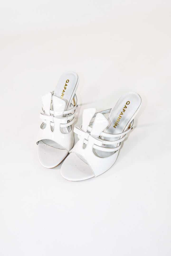 QAFARRIN CELEVA – Ivory Patent Hakiki Dana Deri İnce Metal Topuklu Mule