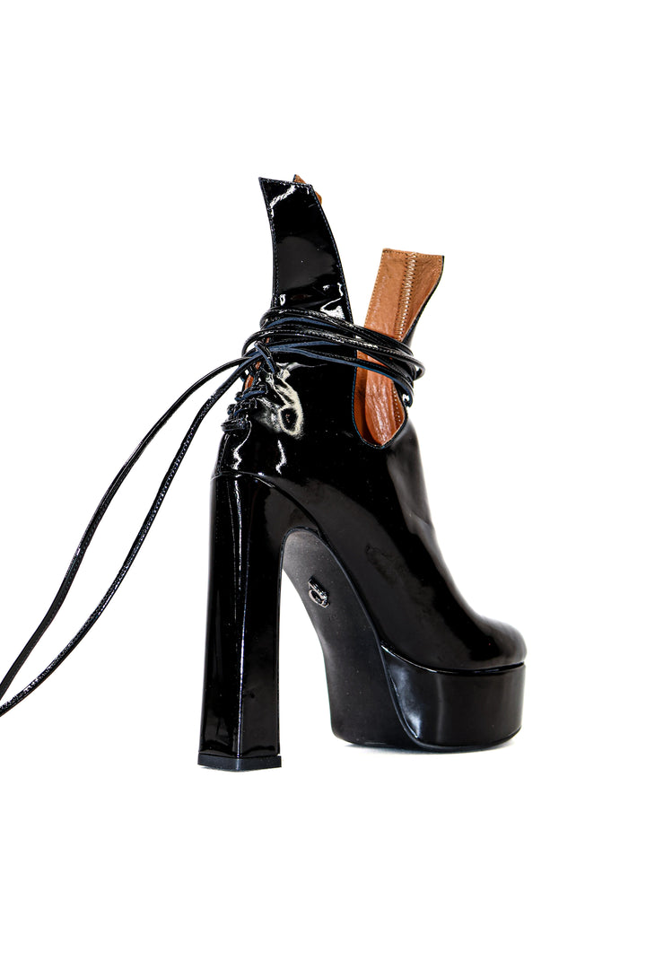 Qafarrin VANGORIA – Siyah Deri Atelier-Crafted Dramatic Couture Çizme