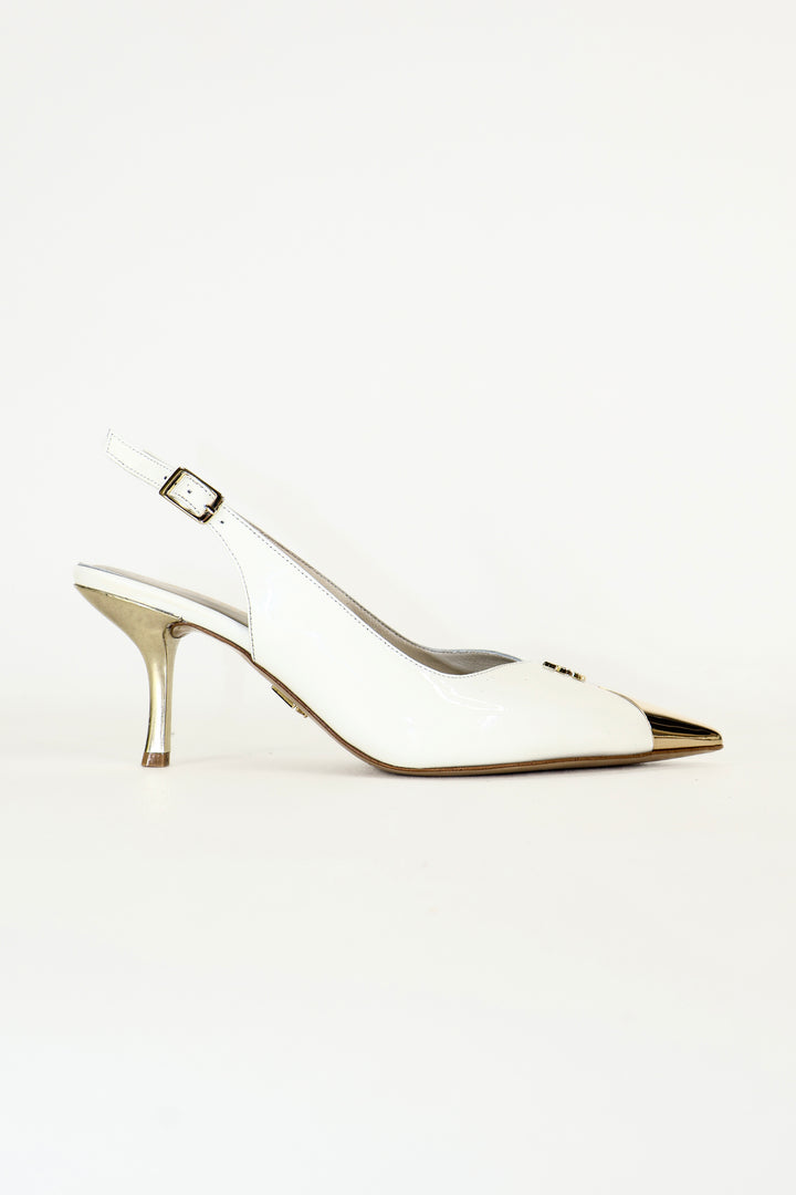 QAFARRIN RIVA – Beyaz Hakiki Dana Deri Altın Burun Detaylı 6 CM Kitten Heel Slingback