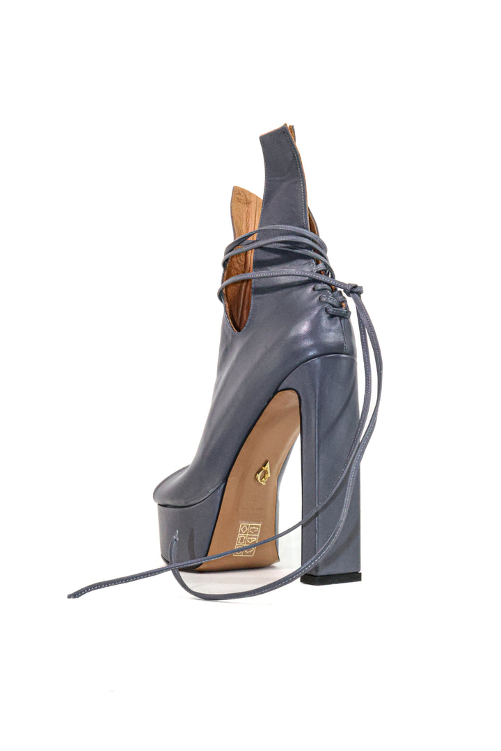 QAFARRIN OBSCURA – Graphite Grey Hakiki Dana Deri Bağcıklı Platform Peep Toe Bootie