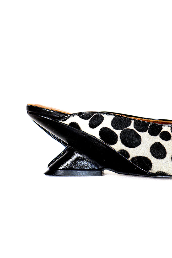 QAFARRIN IXEL – Dalmatian Print Tay Derisi Mule