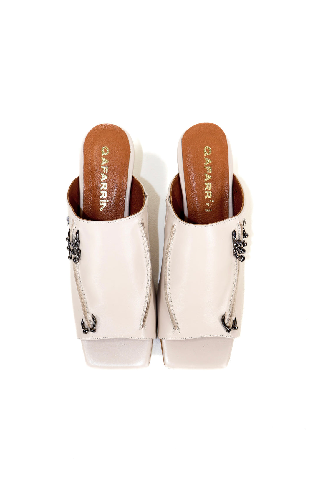 QAFARRIN LEXA VANILLE MATTE – Mat Vanilya Tonlu Prime-Cut Hakiki Dana Deri Sculptural Heel Mule