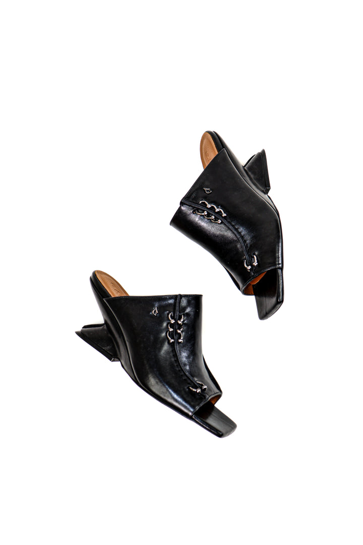 QAFARRIN LEXA – Prime-Cut Genuine Leather Sculptural Heel Mule