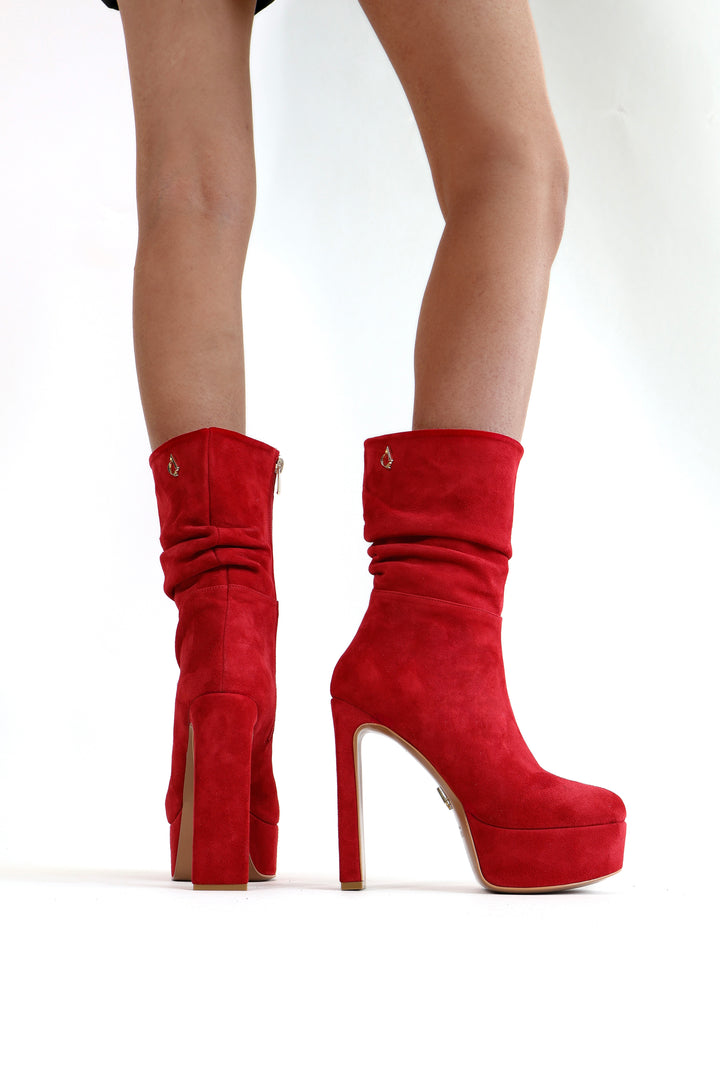 QAFARRIN QÉRA – Scarlet Red Hakiki Dana Süet Deri Platform Bot