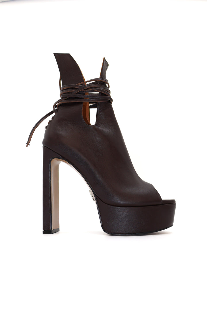 Qafarrin OBSCURA – Acı Kahve Hakiki Dana Deri Bağcıklı Platform Peep Toe Bootie