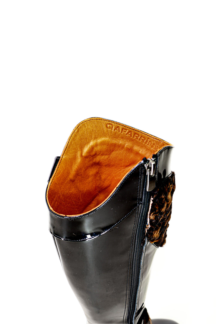 Qafarrin VORRA – Atelier-Crafted Noir Hakiki Tay Tüyü Detaylı Platform Çizme