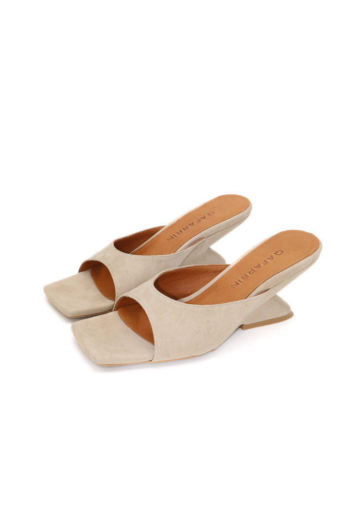 Qafarrin SYRAH – Beige Suede Genuine Calfskin Leather 6 cm Heel Mule Slippers