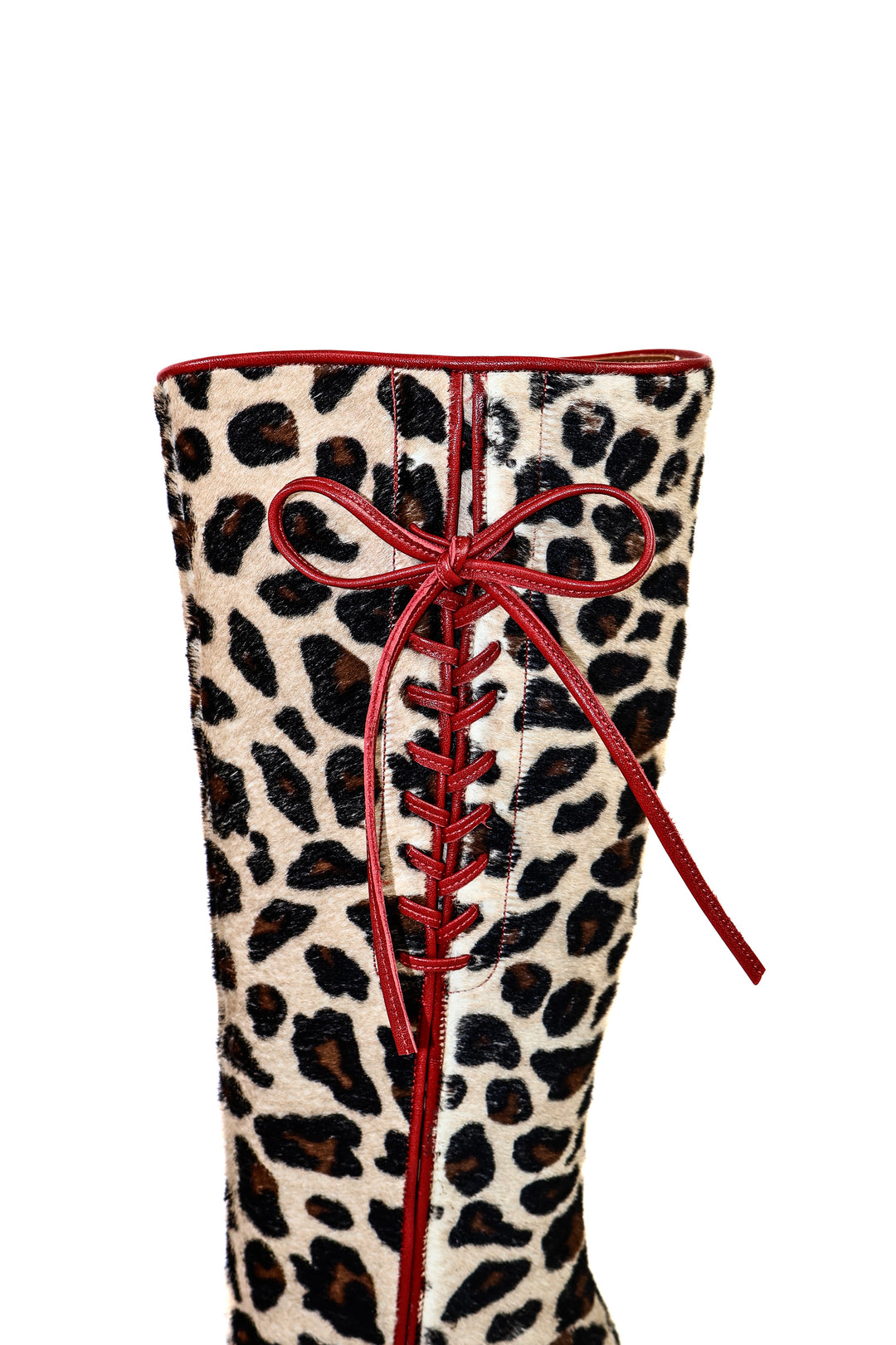 QAFARRIN LILLET – Leopard Print Hakiki Tay Tüyü Cherry Red Deri Detaylı Geometrik Dolgu Topuk Diz Altı Çizme