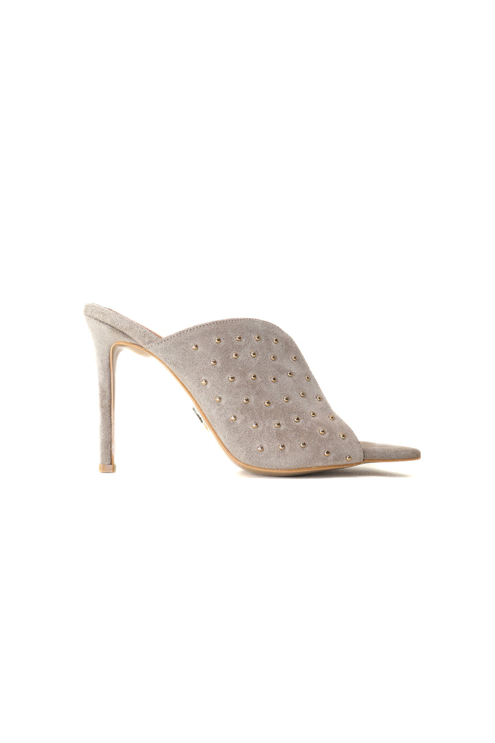 QAFARRIN IMPERA – Light Grey Hakiki Dana Süet Deri Gold Stud Mule Stiletto