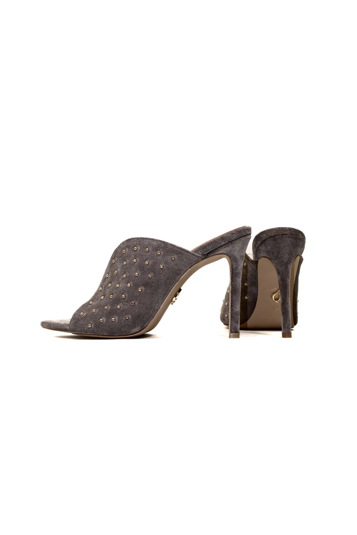 QAFARRIN IMPERA – Grey Hakiki Dana Süet Deri Gold Stud Mule Stiletto