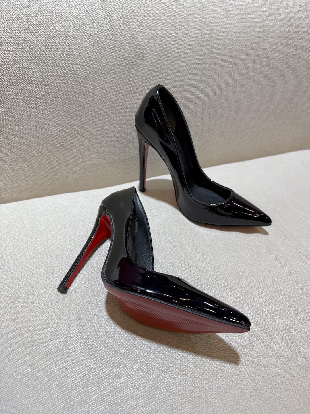 Afrodit Siyah Rugan Deri 12 CM Stiletto