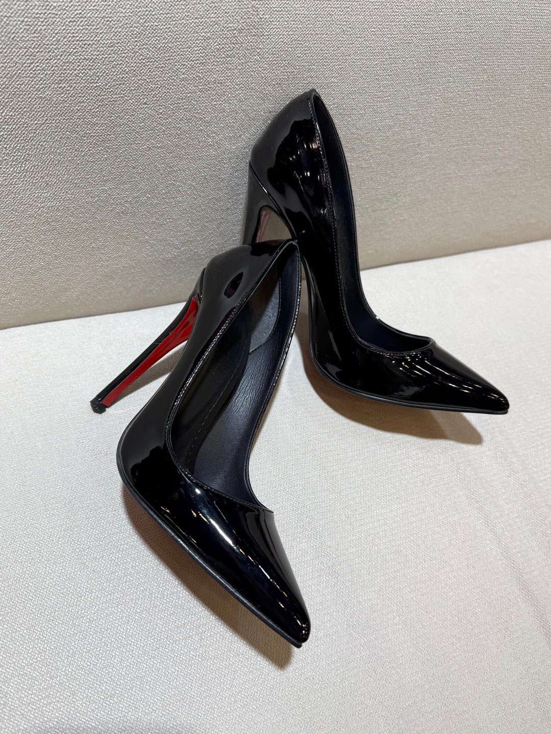 Afrodit Siyah Rugan Deri 12 CM Stiletto