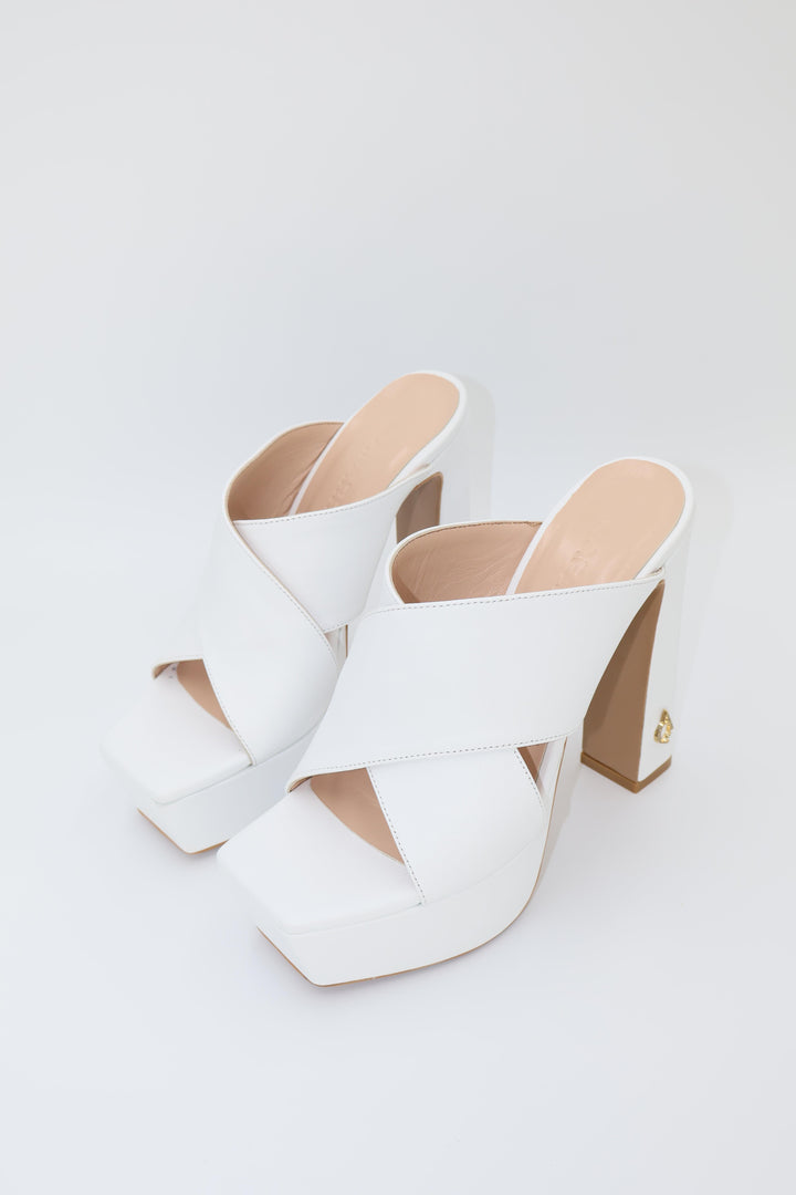 Qafarrin ALBARELLA – Beyaz Hakiki Dana Deri Platform Mule