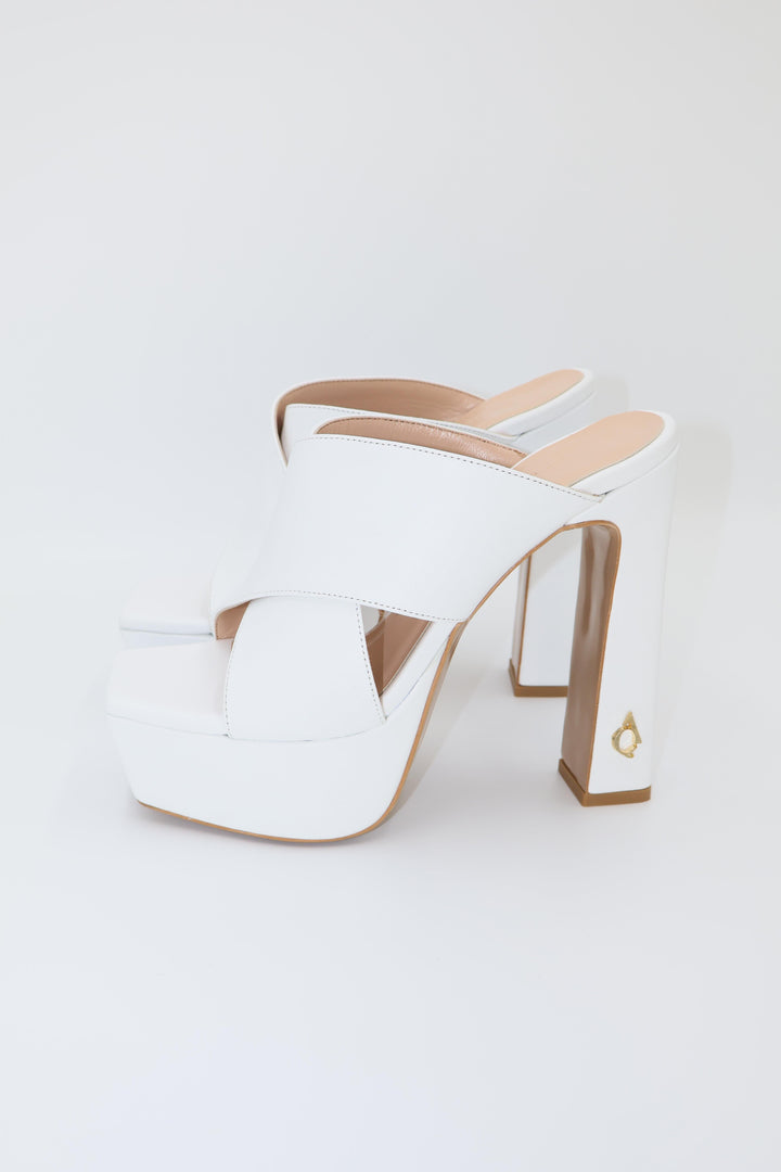 Qafarrin ALBARELLA – Beyaz Hakiki Dana Deri Platform Mule