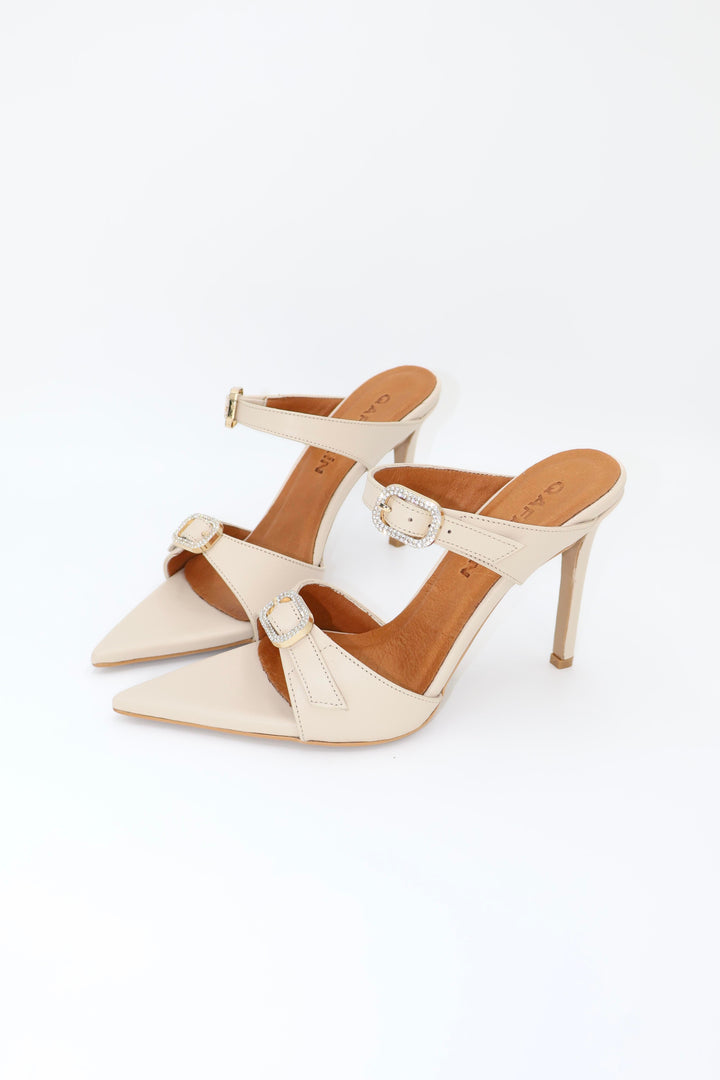 Qafarrin BEURRE – Cream Genuine Leather and Crystal Buckle Mule