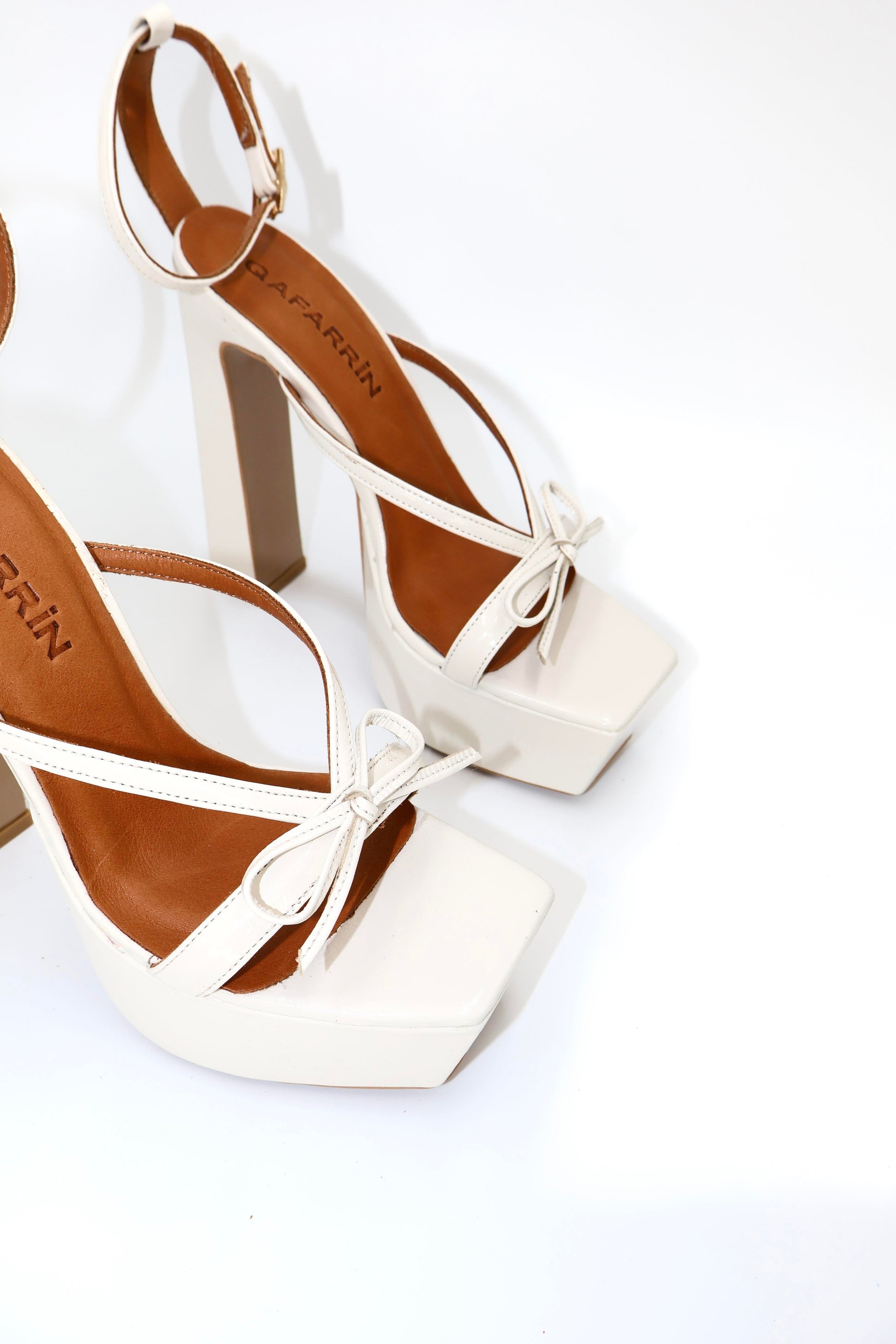 Qafarrin CELÉSTE ÉCRU – Ecru Patent Leather Genuine Calf Leather Platform Sandals