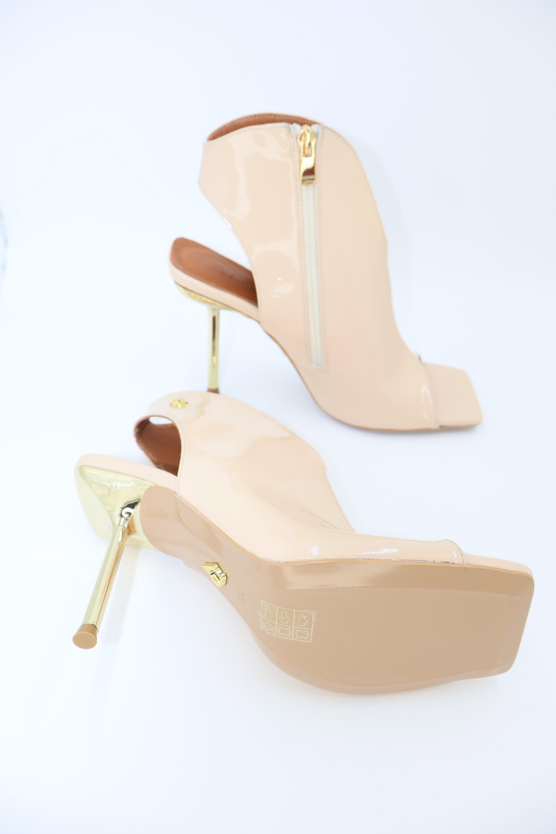 Qafarrin CREMA LUXE – Genuine Calf Leather Patent Leather Peep Toe Bootie