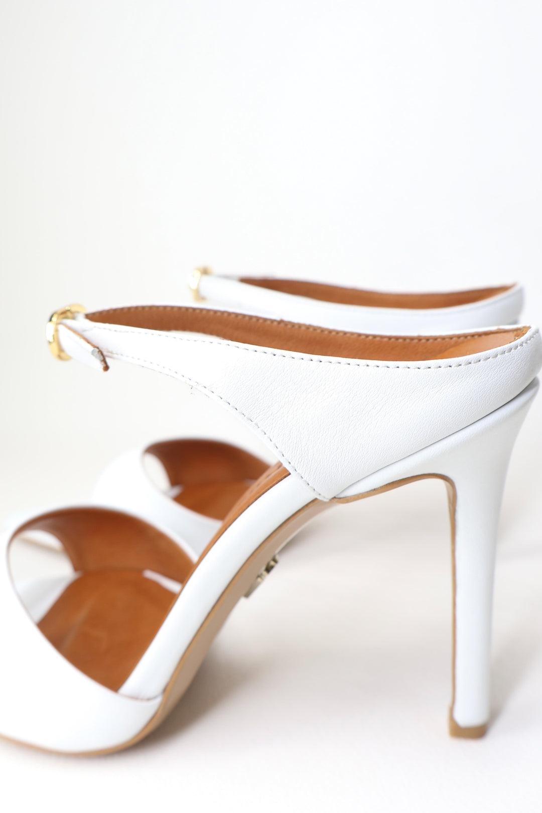 Qafarrin NOIRELLE Blanc – Altın Tokalı Hakiki Dana Deri Slingback Mule