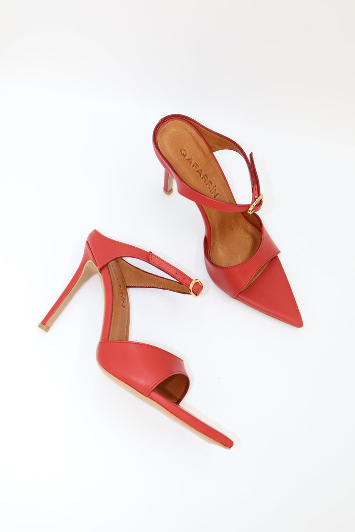 Qafarrin NOIRELLE Rouge – Altın Tokalı Hakiki Deri Slingback Mule (Kırmızı)
