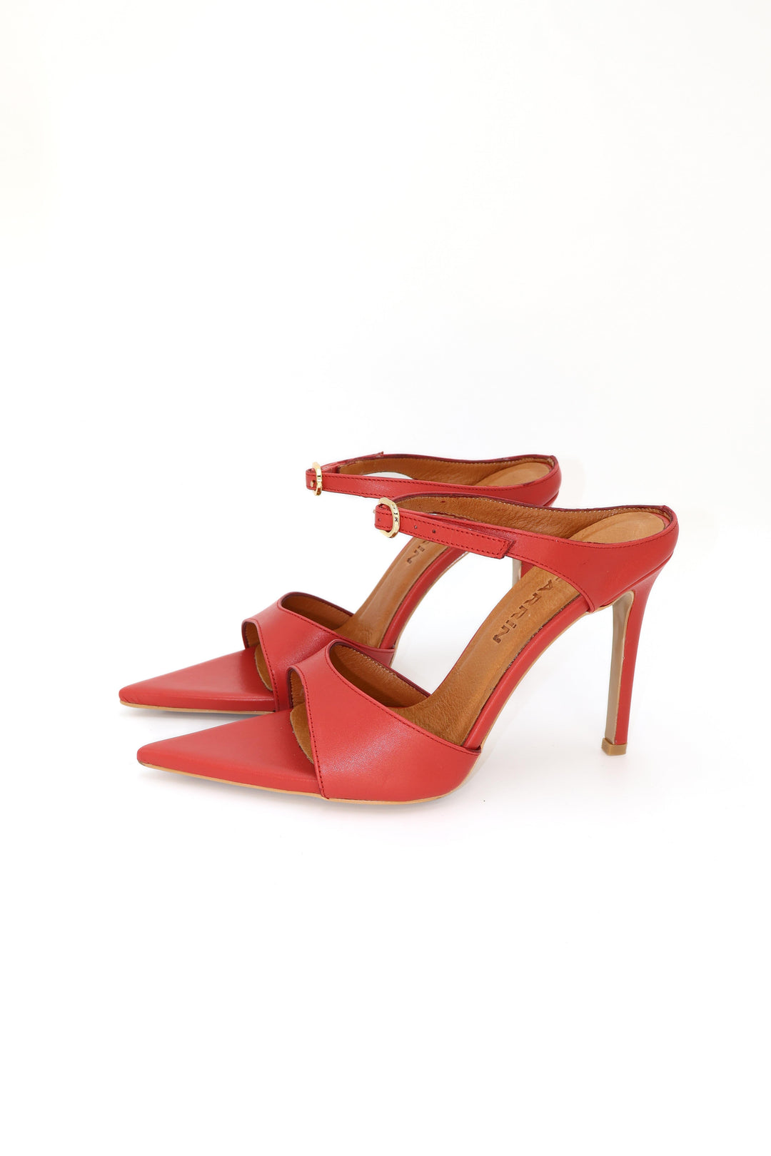 Qafarrin NOIRELLE Rouge – Altın Tokalı Hakiki Deri Slingback Mule (Kırmızı)