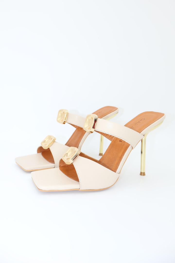Qafarrin NOVA CREME – Özel Tasarım Hakiki Dana Deri Gold Mule Stiletto