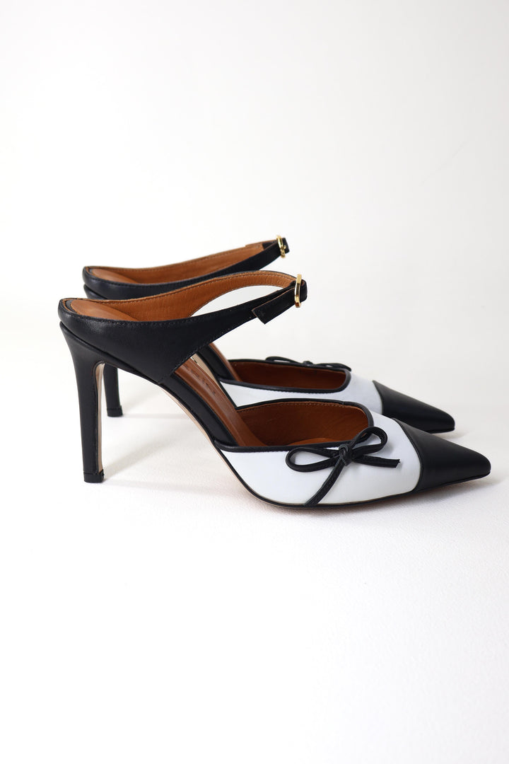 Qafarrin ORETTA – Siyah & Beyaz Hakiki Dana Deri Slingback Stiletto