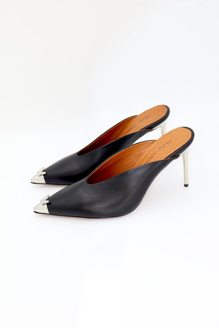 Qafarrin PAPILLON NOIR – Mat Hakiki Dana Deri Kelebek Taş Detaylı Mule Stiletto