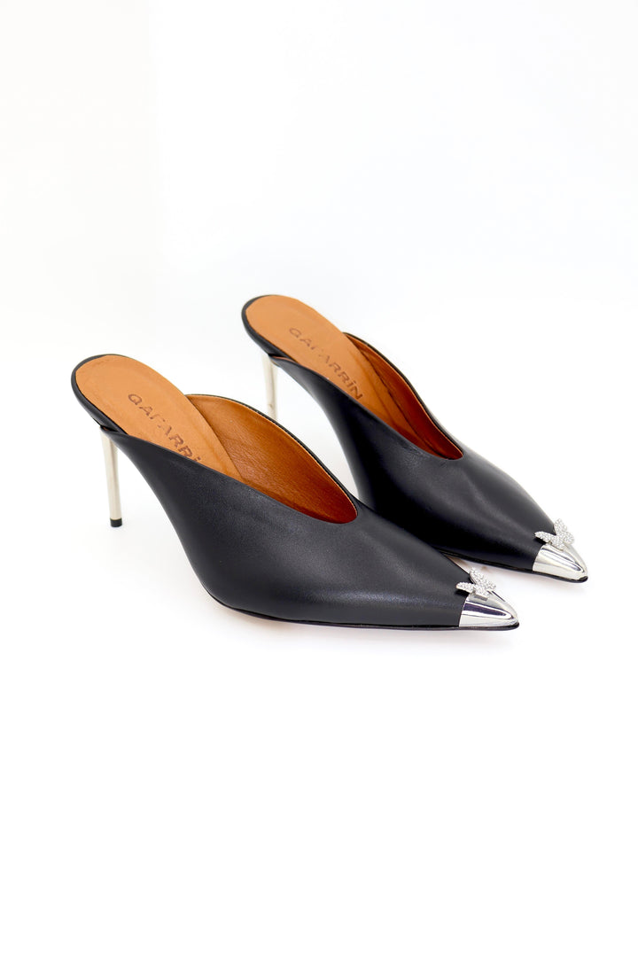 Qafarrin PAPILLON NOIR – Mat Hakiki Dana Deri Kelebek Taş Detaylı Mule Stiletto