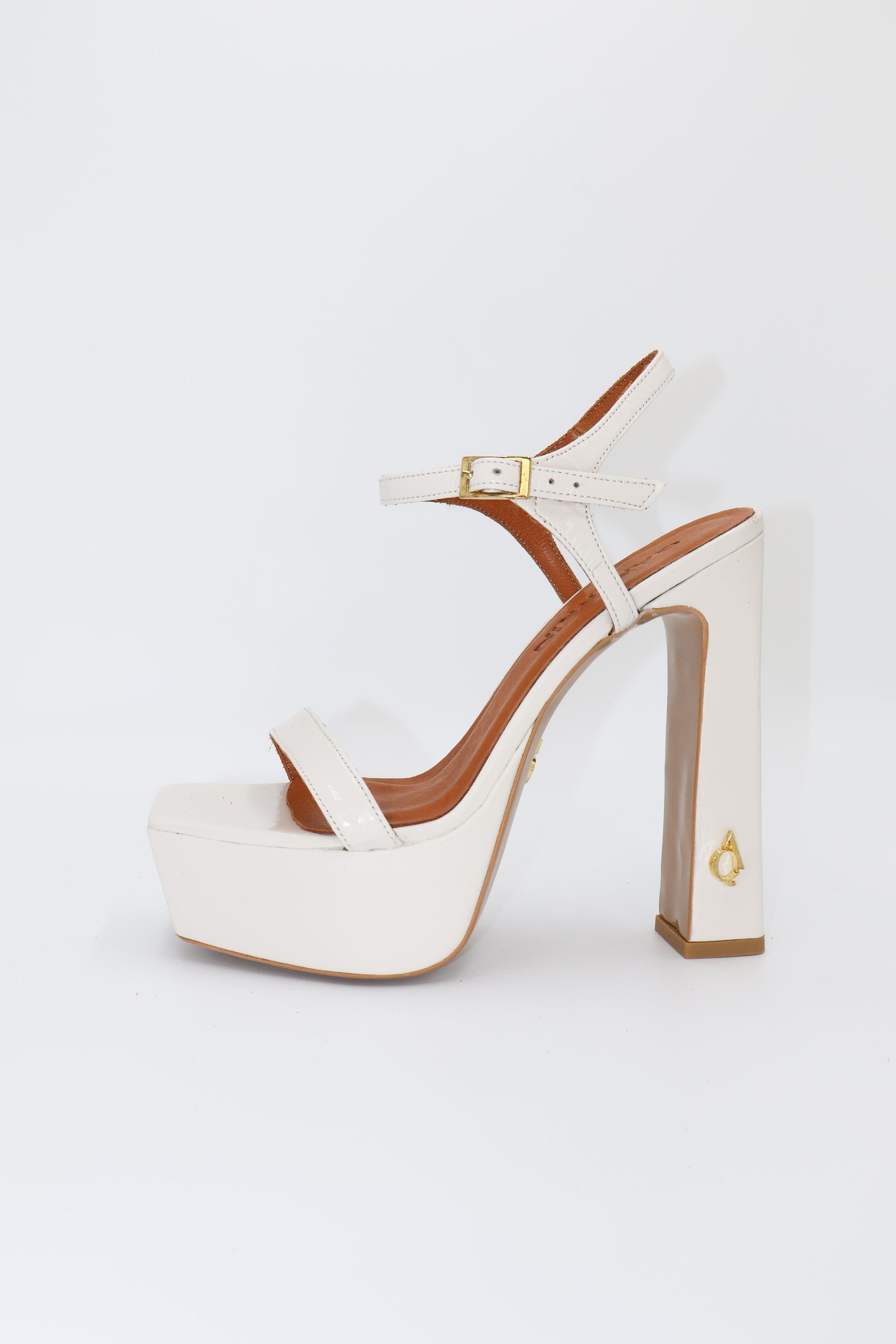 Qafarrin ROSABELLE ÉCRU – Ecru Patent Leather Genuine Calfskin Platform Heeled Sandals