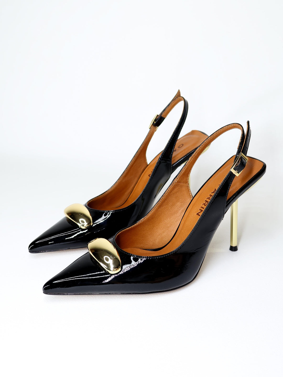Qafarrin VELVET NOIR – Altın Tokalı Hakiki Dana Deri Stiletto