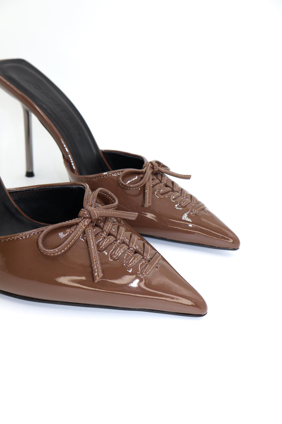 Qafarrin VIOLA CHOCOLATE – Hakiki Dana Deri Rugan Mule Stiletto