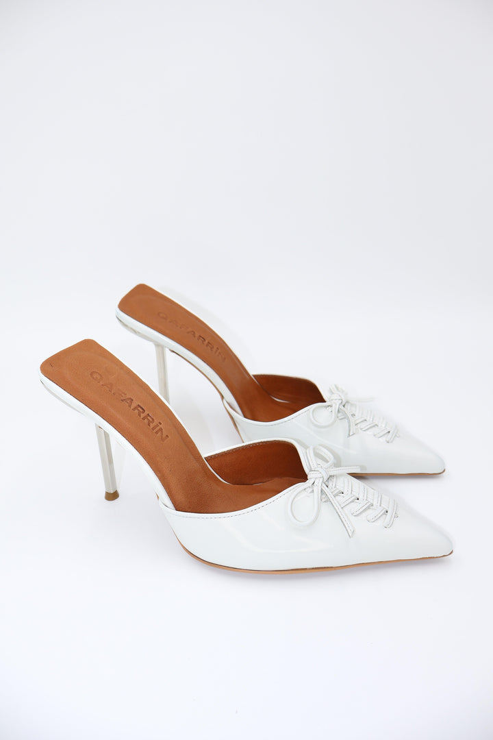 Qafarrin VIOLA WHITE – Hakiki Dana Deri Rugan Mule Stiletto