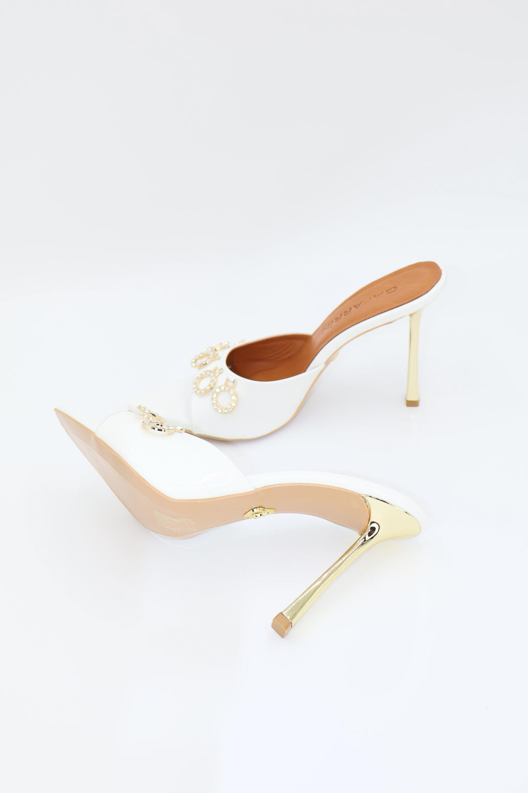 Qafarrin WHITE ORBIT – Hakiki Dana Rugan Deri Taş Detaylı Mule Stiletto